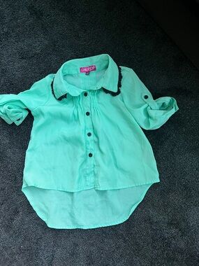 Girls' Mint Green Button-Front Blouse
